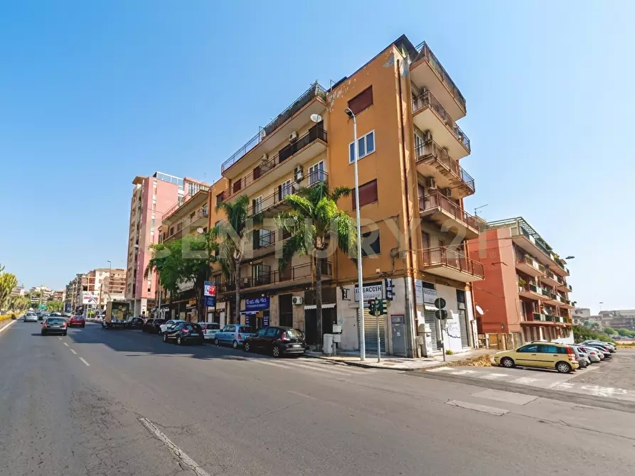Immagine 3 di Quadrilocale in vendita  in Via Vincenzo Giuffrida 194 a Catania