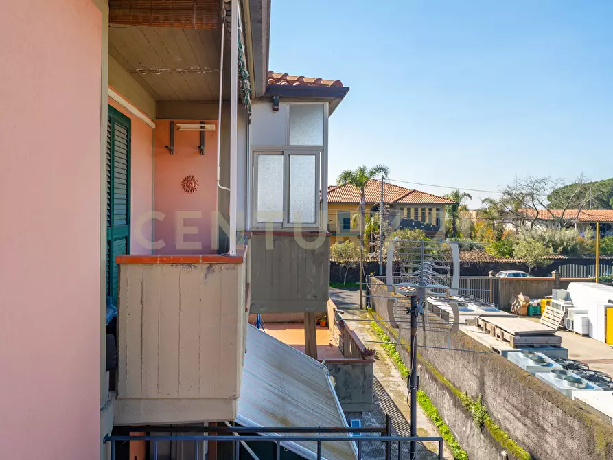 Immagine 29 di Porzione di casa in vendita  in Via Gaetano Donizetti 15 a Mascalucia