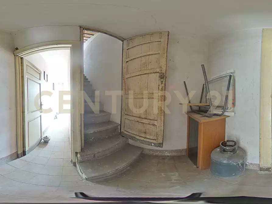 Immagine 41 di Trilocale in vendita  in Via Siculo Orientale 346 a Catania