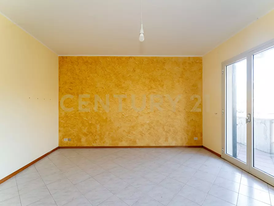 Immagine 21 di Porzione di casa in vendita  in Via Gaetano Donizetti 15 a Mascalucia