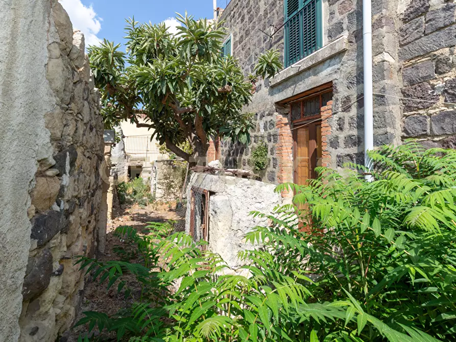 Immagine 78 di Casa indipendente in vendita  in Via Roma 68 a Vizzini