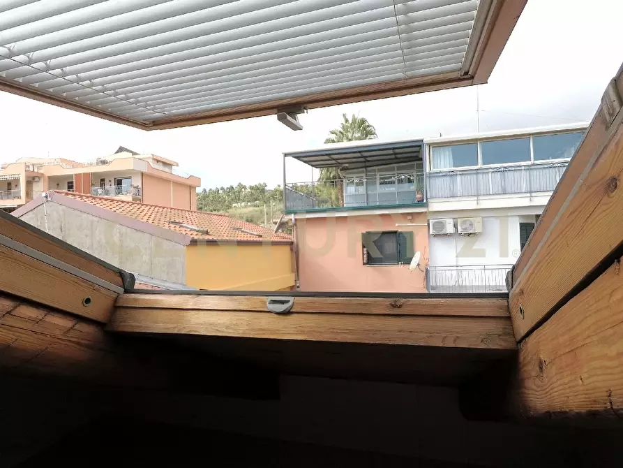 Immagine 34 di Villa in vendita  in Via Livorno 97 a Aci Castello