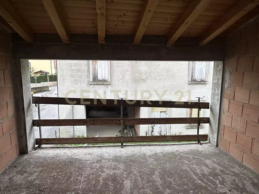 Immagine 23 di Villa in vendita  in Via Belvedere 183 a Verona