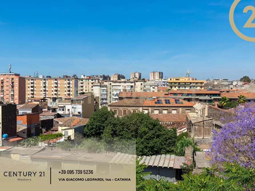 Immagine 45 di Quadrilocale in vendita  in Via F. Bianco 2 a Catania