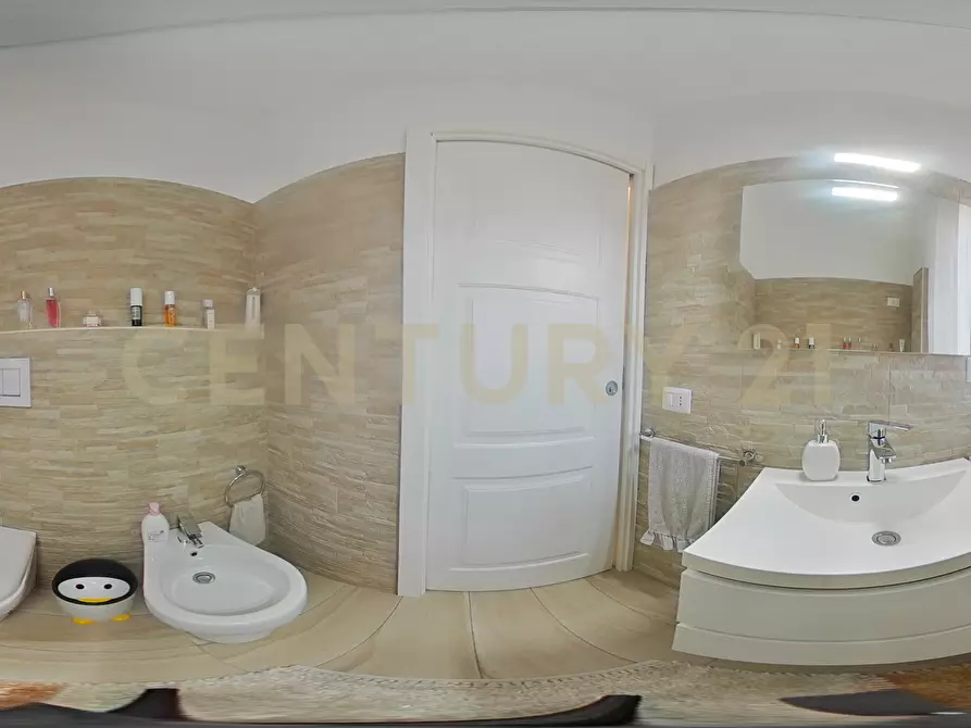 Immagine 21 di Casa semindipendente in vendita  in Via A. di Sangiuliano 42 a Sant'agata Li Battiati