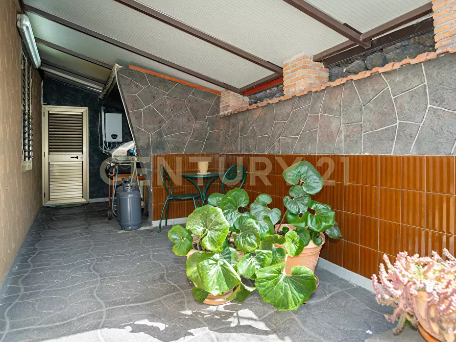 Immagine 18 di Villa in vendita  in Strada Provinciale 158 a Biancavilla