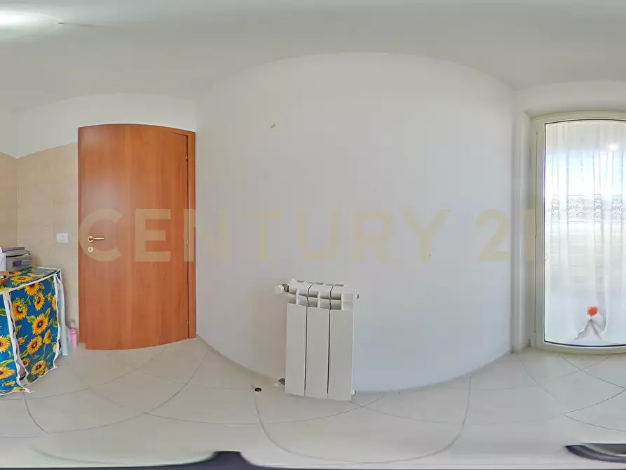 Immagine 48 di Trilocale in vendita  in Via Teocrito 10 a Aci Catena