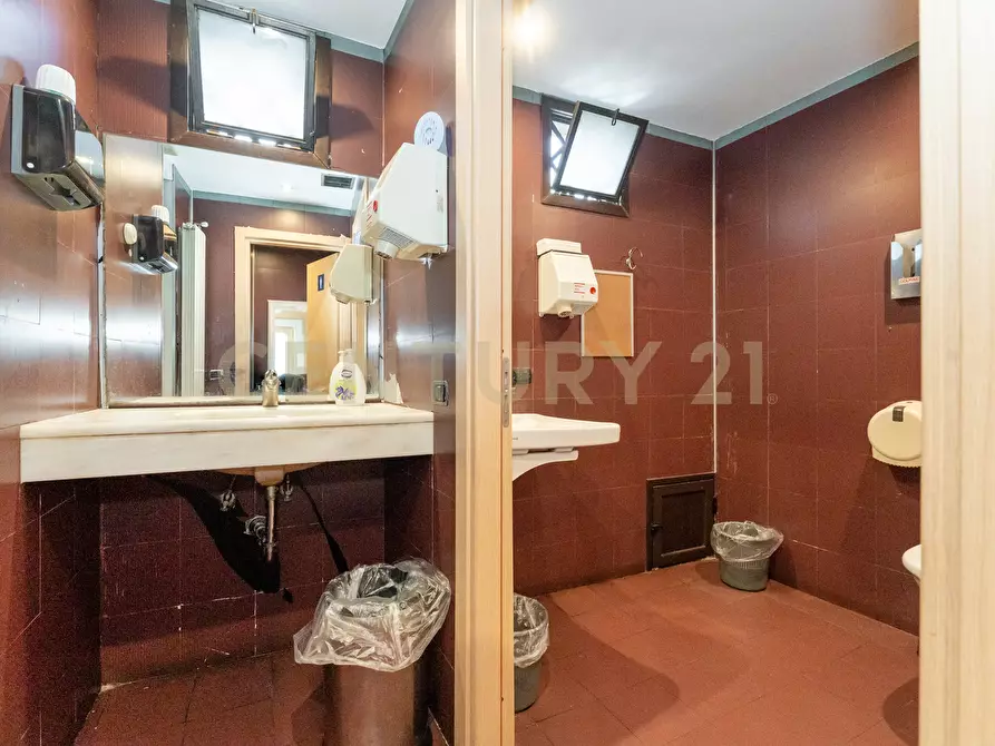 Immagine 18 di Casa indipendente in vendita  in Via Giuseppe Garibaldi 68-70-72 a Nicolosi