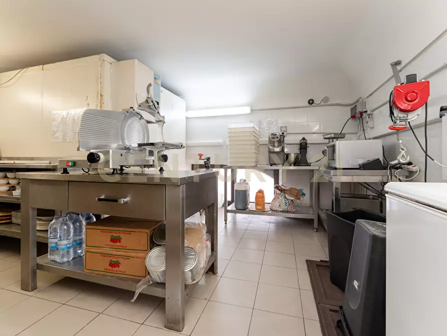 Immagine 50 di Pizzeria / Pub in vendita  in Via Plebiscito 179 a Catania