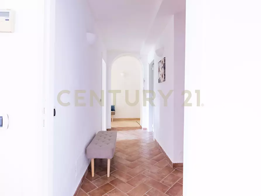 Immagine 48 di Villa in vendita  in Via Tuoro 11 a Capri