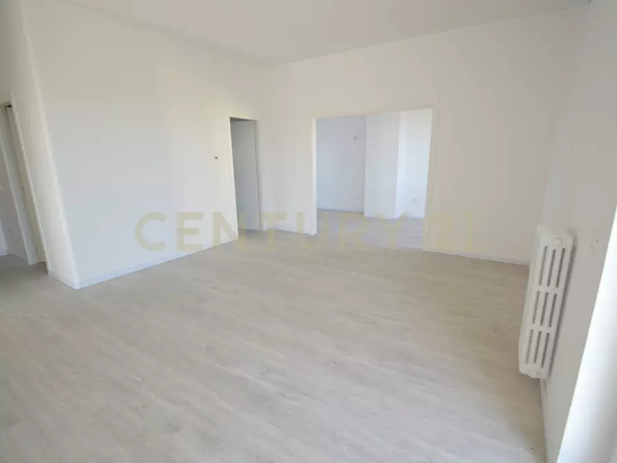Immagine 13 di Pentalocale in vendita  in Viale Giulio Cesare 3 a Grosseto