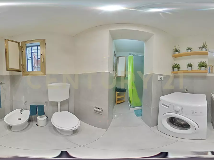 Immagine 33 di Bilocale in vendita  in Via Grimaldi 114 a Catania