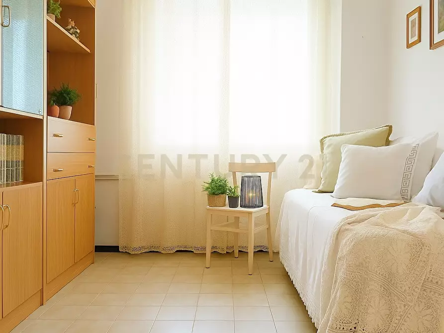 Immagine 26 di Trilocale in vendita  in Viale Dante Alighieri 1 a Radicofani