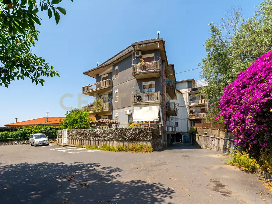 Immagine 19 di Loft/Open space in vendita  in Via Madonna delle Lacrime 64 a San Giovanni La Punta