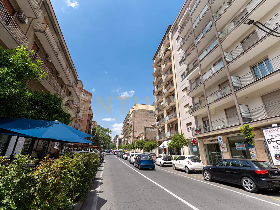Immagine 7 di Pentalocale in vendita  in Corso delle Province 124 a Catania