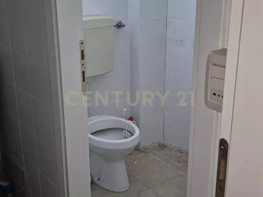 Immagine 14 di Locale commerciale in vendita  in Via Franco Borgo a Civitella Paganico