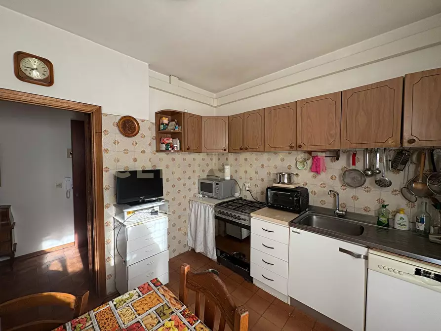 Immagine 7 di Pentalocale in vendita  in Via Orbetellana a Scansano