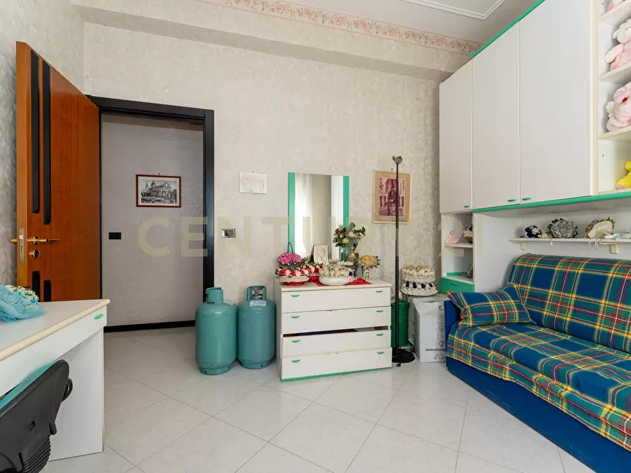Immagine 17 di Trilocale in vendita  in Via Zuccarelli 70 a Catania