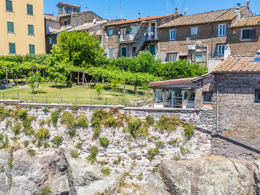 Immagine 82 di Villa in vendita  in Viale Giuseppe Mazzini 36 a Viterbo