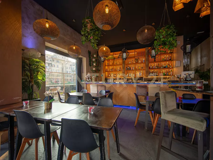 Immagine 9 di Appartamento in vendita  in Piazza di Ponte Lungo 1 a Roma