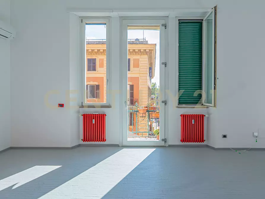 Immagine 18 di Attico in vendita  in Via Antonio Mordini 14 a Roma