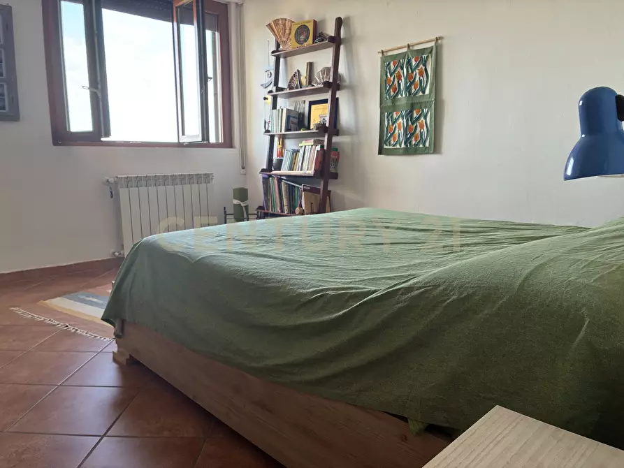 Immagine 10 di Bilocale in vendita  in Lungolago dei Pescatori 12 a Orbetello