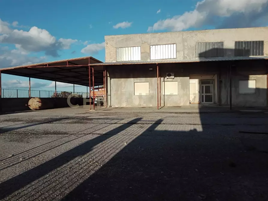 Immagine 1 di Attività artigianale in vendita  in Via Santisi a Motta D'affermo