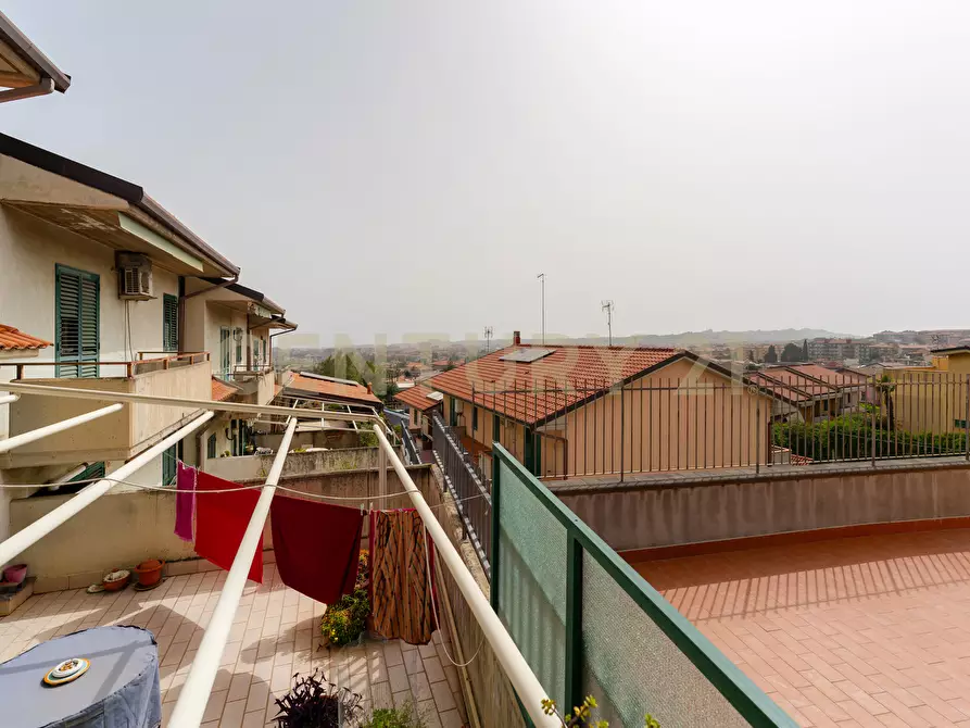 Immagine 33 di Villa in vendita  in Via Santa Rosa da Lima 17 a Catania
