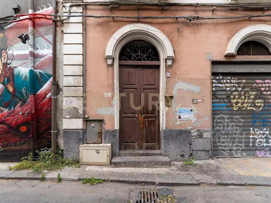 Immagine 6 di Trilocale in vendita  in Via del Vecchio Bastione 29 a Catania
