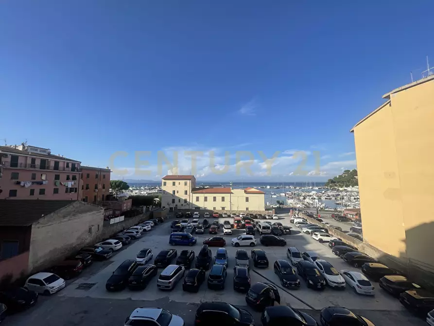 Immagine 19 di Quadrilocale in vendita  in Via Roma a Monte Argentario