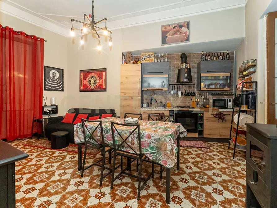 Immagine 12 di Casa indipendente in vendita  in Piazza Guglielmo Marconi 1 a Camporotondo Etneo