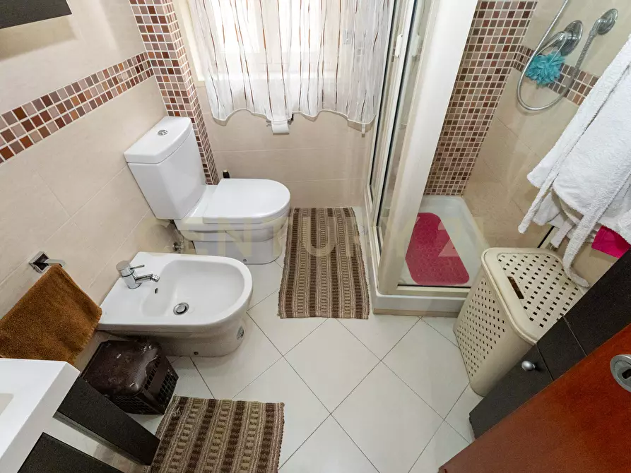 Immagine 31 di Trilocale in vendita  in Via degli Agrumi 139 a Catania