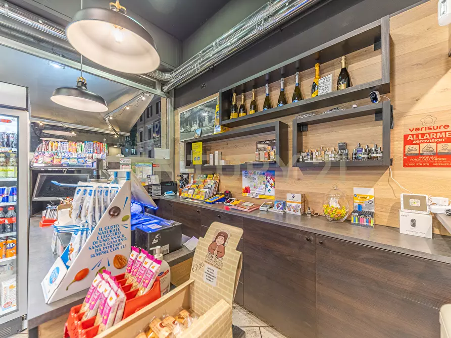 Immagine 9 di Bar / Ristorante in vendita  in Via Reno 2 a Roma