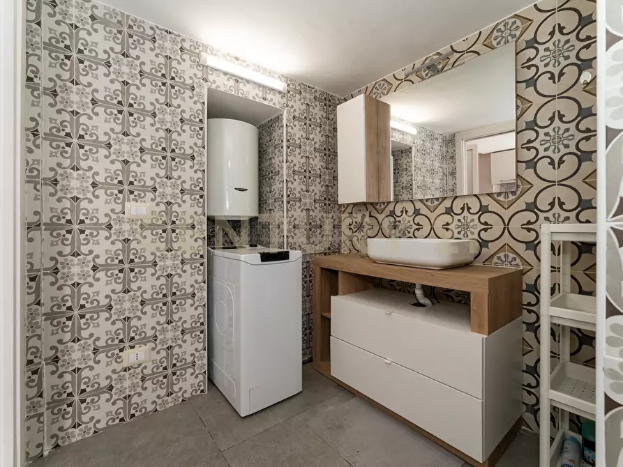 Immagine 32 di Appartamento in vendita  in Via Carlo Forlanini 76 a Catania
