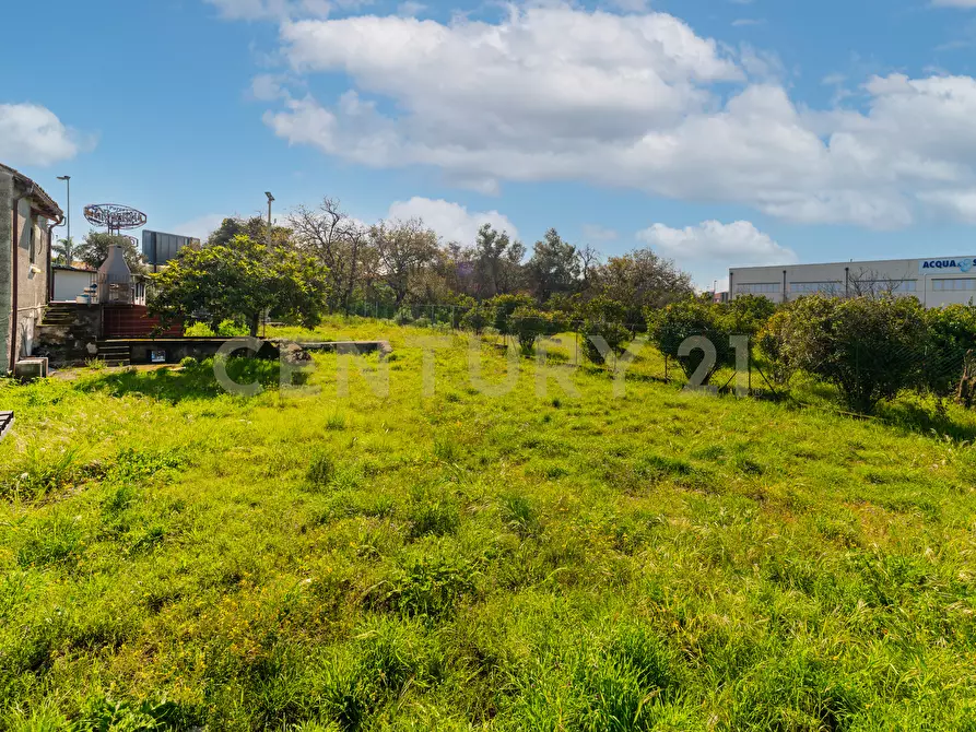 Immagine 11 di Terreno industriale in vendita  in Viale Andrea Doria 2 a San Giovanni La Punta