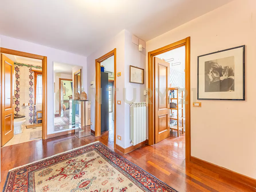 Immagine 43 di Villa in vendita  in Via Calabria 4 a Ardea