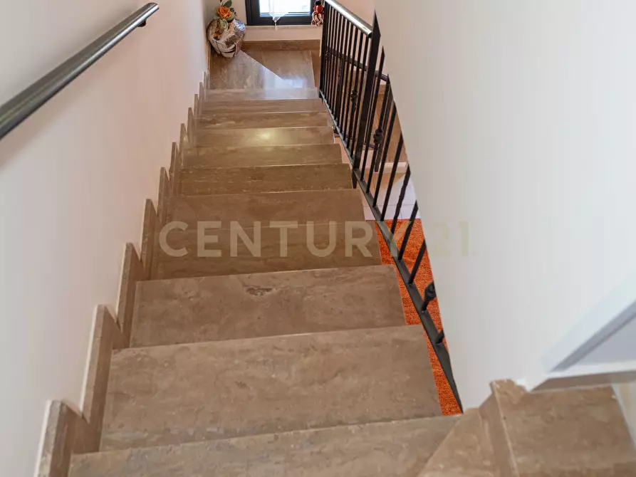 Immagine 41 di Casa indipendente in vendita  in VIALE ROSANNA a Noto