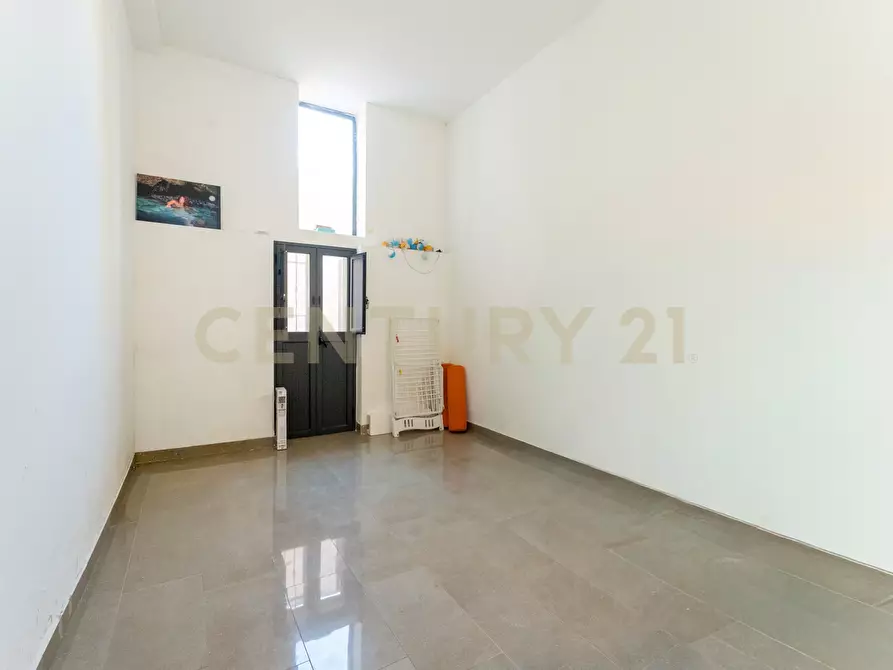 Immagine 20 di Trilocale in vendita  in Via Laurini 21 a Catania