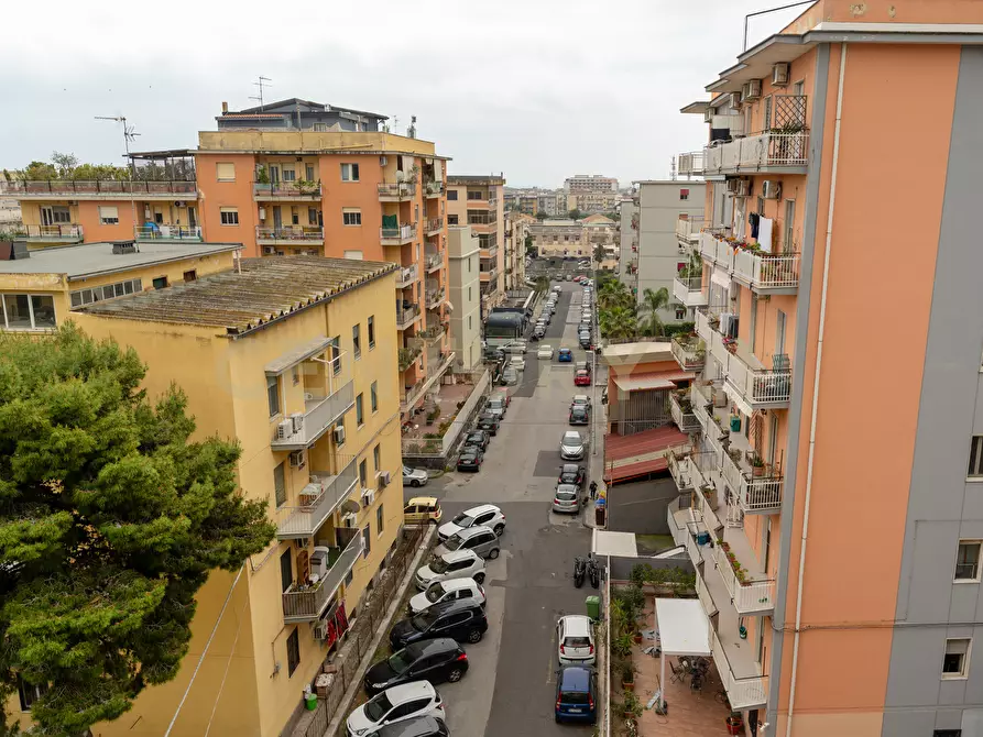 Immagine 34 di Quadrilocale in affitto  in Via Mineo 33 a Catania