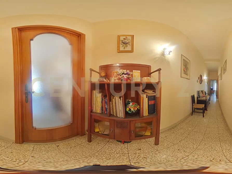 Immagine 41 di Quadrilocale in vendita  in Via Ammiraglio Toscano 5 a Catania