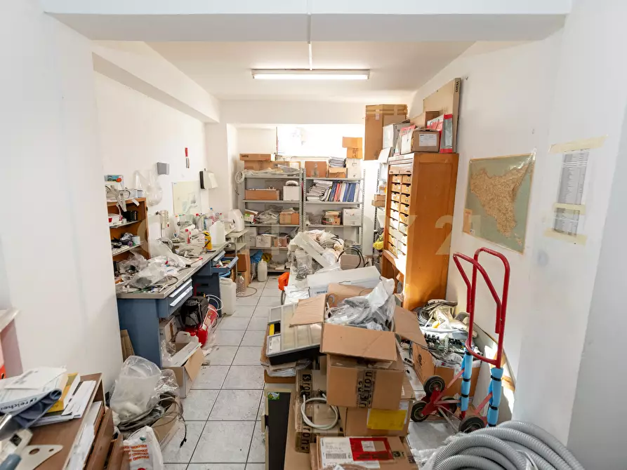 Immagine 31 di Pentalocale in vendita  in Via Pietra dell'Ova 396396 a Tremestieri Etneo