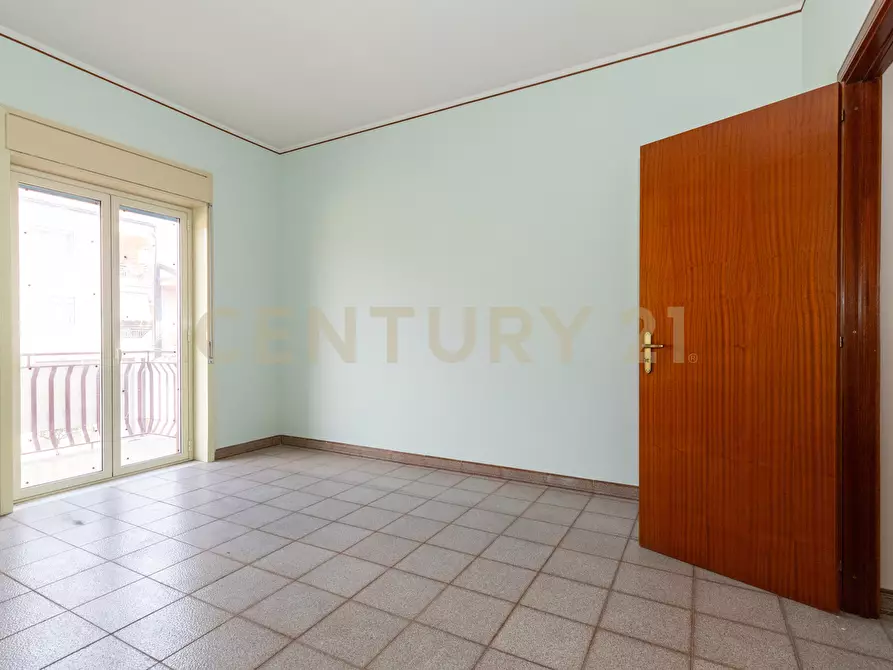 Immagine 20 di Pentalocale in vendita  in Via Casale dei Greci 34 a Adrano