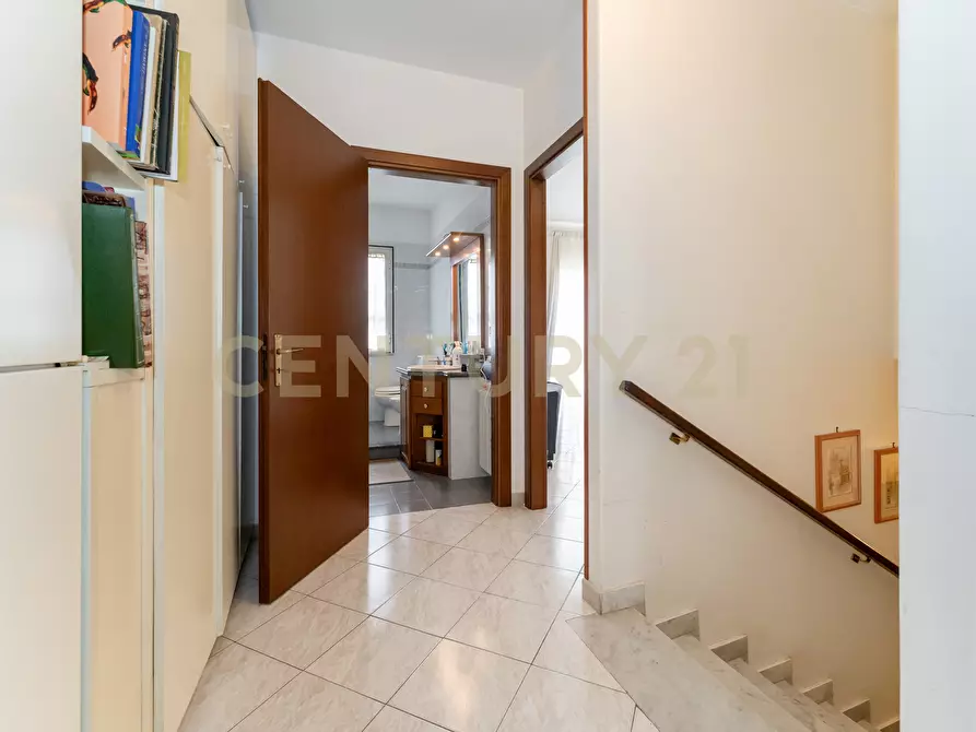 Immagine 37 di Villa in vendita  in Via Santa Rosa da Lima 17 a Catania