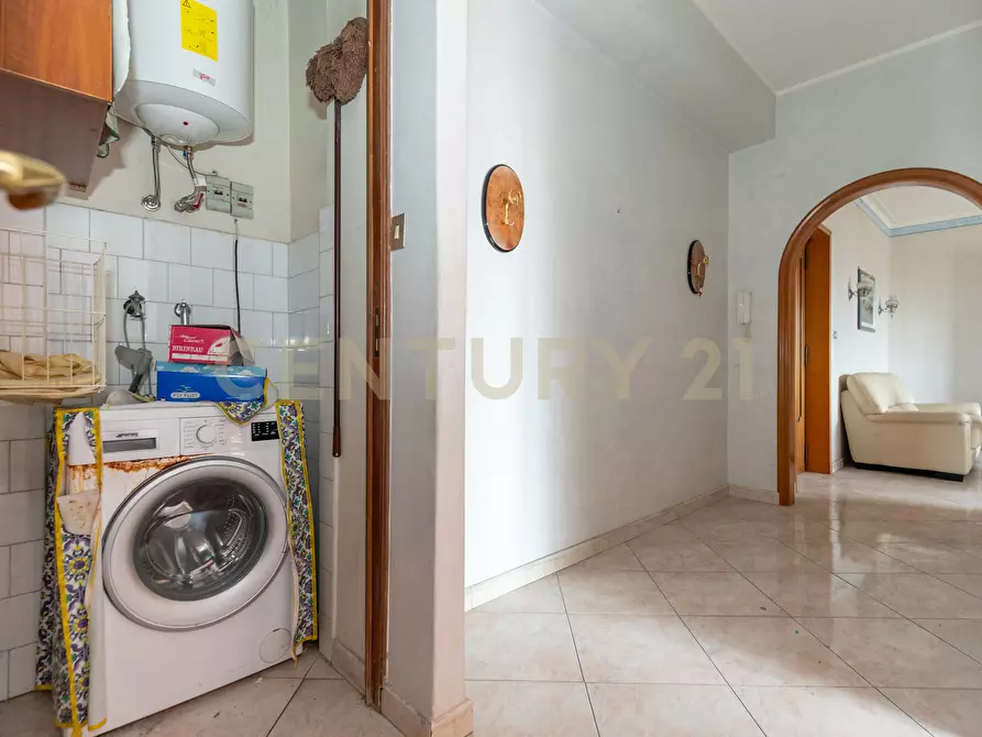 Immagine 13 di Trilocale in vendita  in Via Pietro Platania 6 a Catania