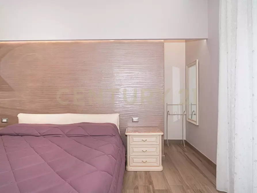 Immagine 24 di Pentalocale in vendita  in Via Rasà 3 a Catania