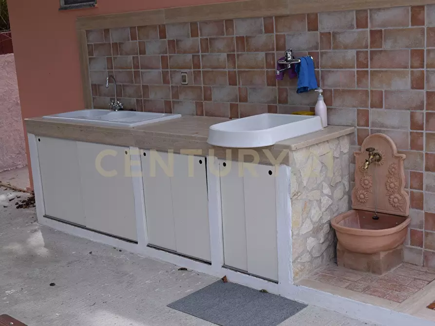 Immagine 16 di Casa indipendente in vendita  in zifronte SNC a San Pier Niceto