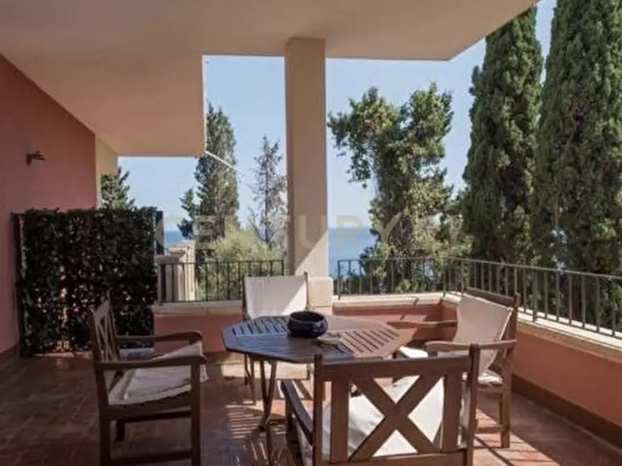 Immagine 52 di Villa in vendita  in manzella sn a Aci Castello