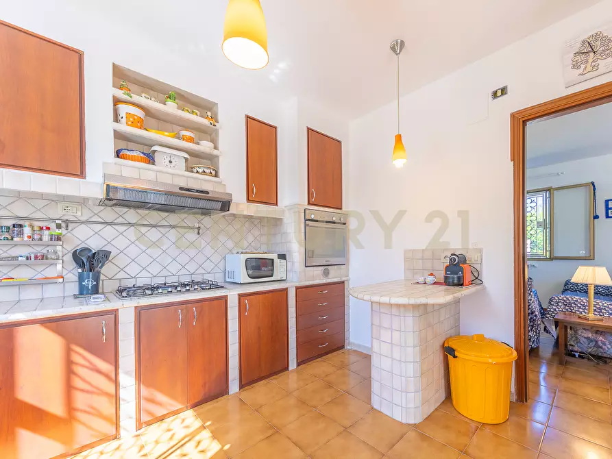 Immagine 35 di Villa in vendita  in Strada Isola Bella 43 a Latina