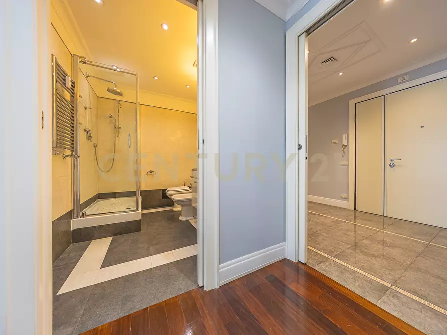 Immagine 20 di Appartamento in vendita  in Via Bevagna 68 a Roma