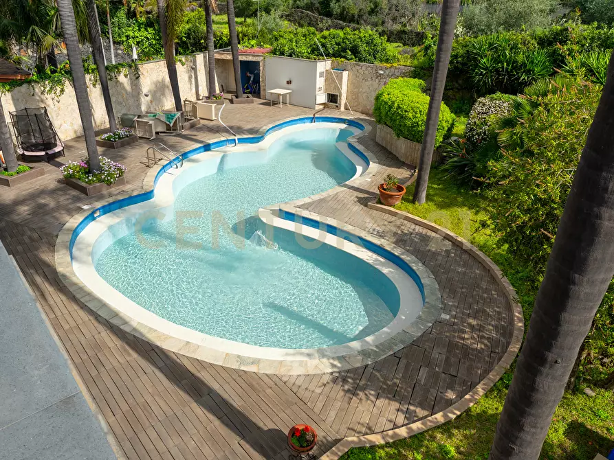 Immagine 15 di Villa in vendita  in Via G. Pezzana 11 a Aci Castello